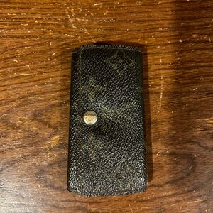 Vintage Louis Vuitton Monogram 4 keyholder